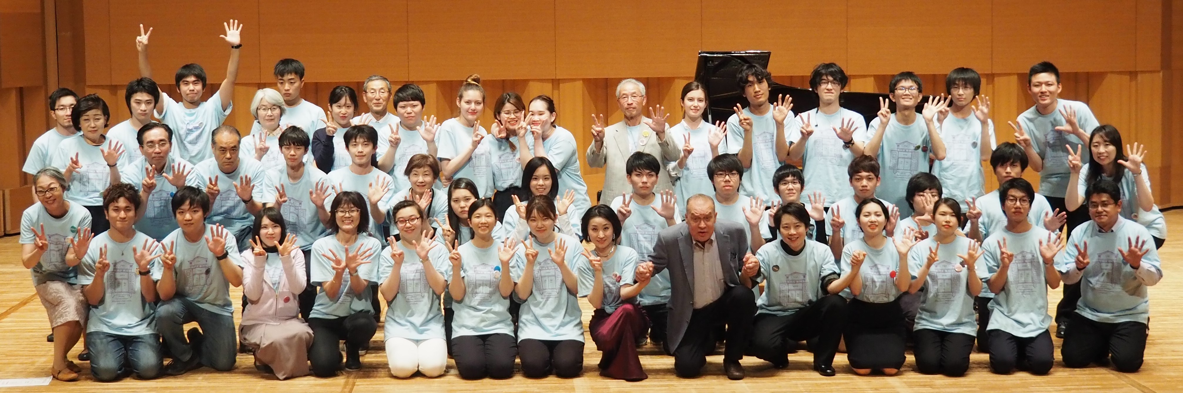 ロシア通の国際人育成をめざして日本で初めて本校が取り組みました
