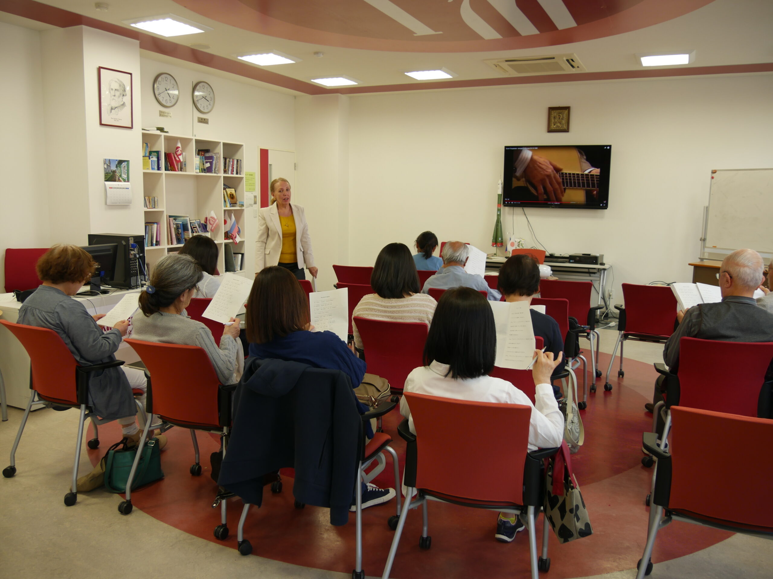 ブラート・オクジャワについて ｜ ロシア極東連邦総合大学函館校